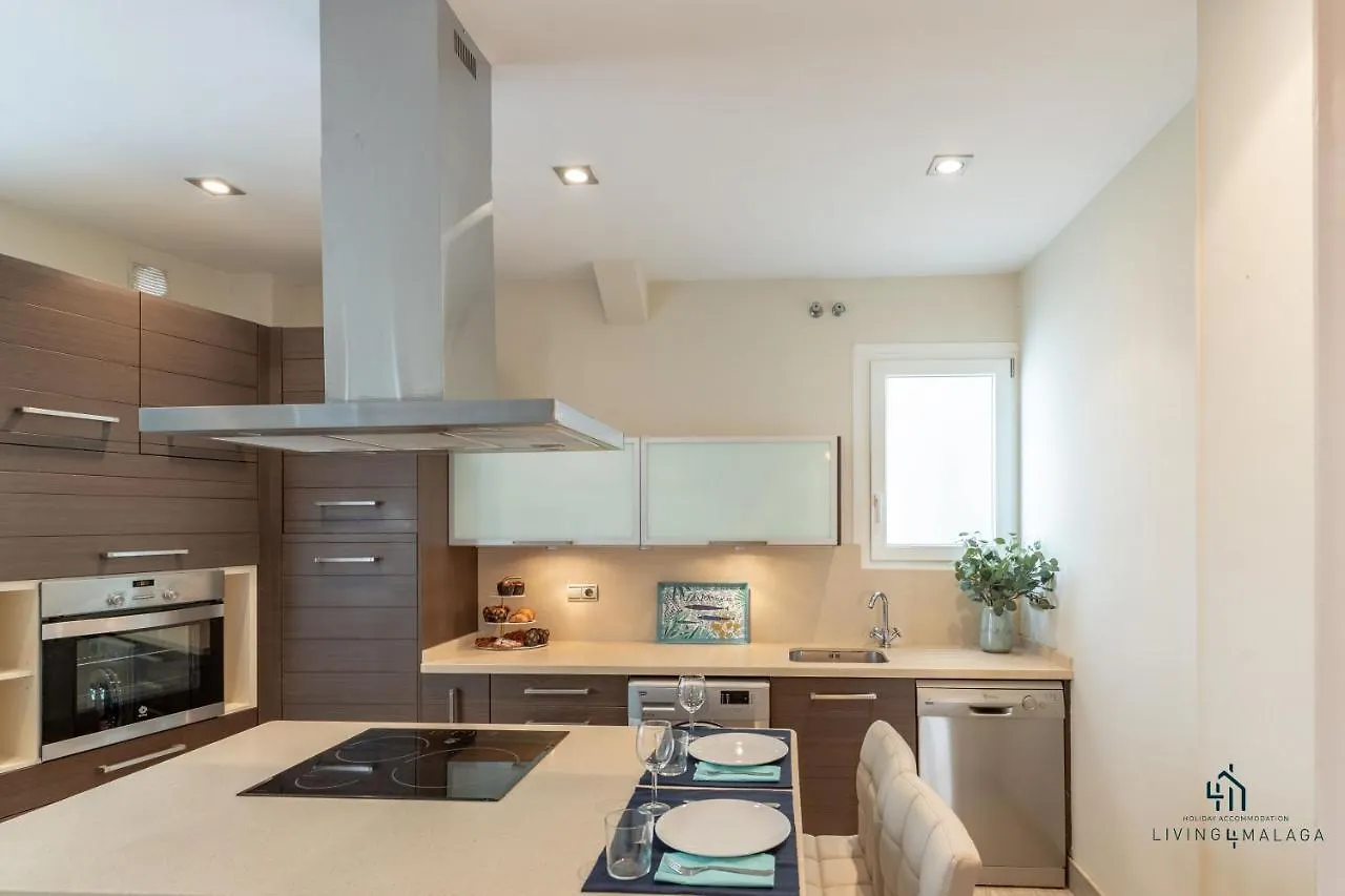 Living4Malaga Majestic Granada Street Apartment
